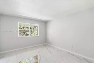 11701 SW 2nd St, Pembroke Pines, FL 33025 - Photo 37