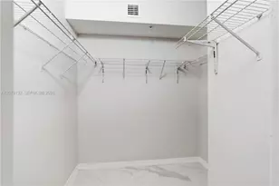 11701 SW 2nd St, Pembroke Pines, FL 33025 - Photo 27