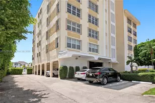 10180 W Bay Harbor Dr, Bay Harbor Islands, FL 33154 - Photo 25