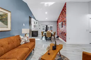 8330 NW 3rd St, Pembroke Pines, FL 33024 - Photo 11