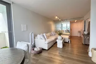 2899 Collins Ave, Miami Beach, FL 33140 - Photo 5