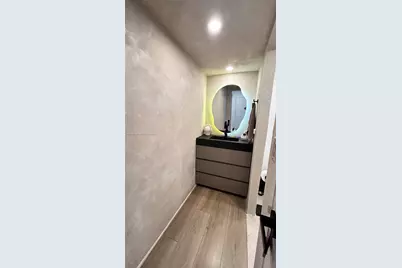 2899 Collins Ave #1714, Miami Beach, FL 33140 - Photo 19