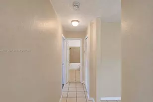 1901 SW 97th Terrace, Miramar, FL 33025 - Photo 5
