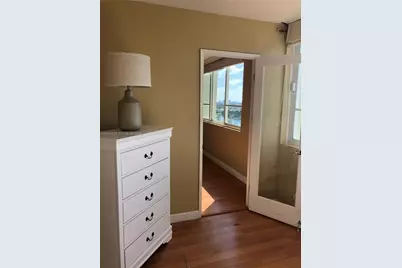5005 Collins Ave #1202, Miami Beach, FL 33140 - Photo 13