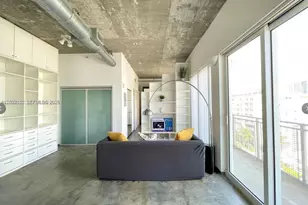 455 NE 25th St, Miami, FL 33137 - Photo 1