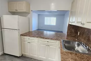 10900 SW 196th St, Cutler Bay, FL 33157 - Photo 13