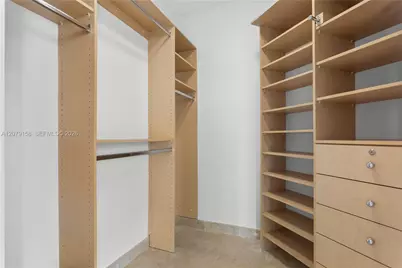 4779 Collins Ave #2707, Miami Beach, FL 33140 - Photo 17