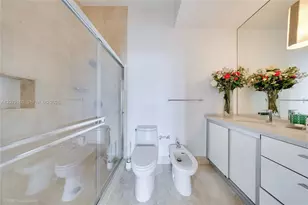 100 Lincoln Rd, Miami Beach, FL 33139 - Photo 17