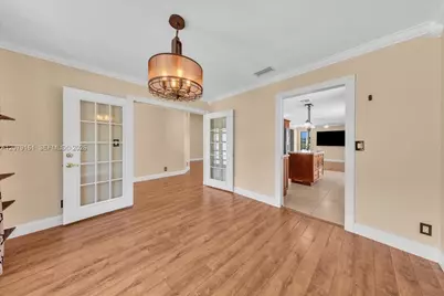 15056 SW 10th St, Sunrise, FL 33326 - Photo 13