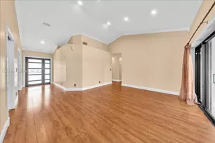 15056 SW 10th St, Sunrise, FL 33326 - Photo 7