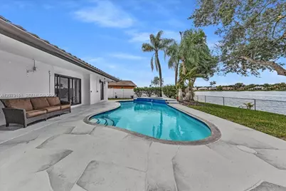 15056 SW 10th St, Sunrise, FL 33326 - Photo 43