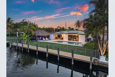 380 SE 1st Ter, Pompano Beach, FL 33060 - Photo 1