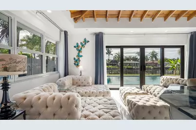 380 SE 1st Ter, Pompano Beach, FL 33060 - Photo 17