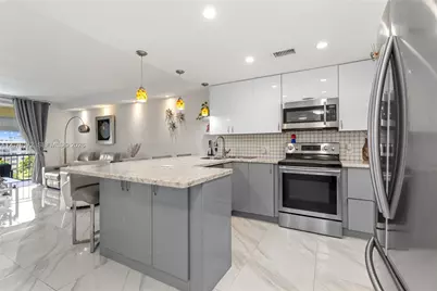 2855 Leonard Dr #H605, Aventura, FL 33160 - Photo 3