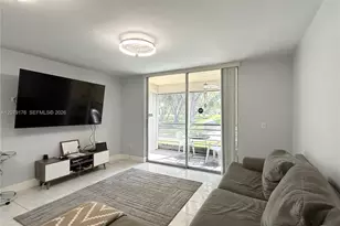 3253 Foxcroft Rd, Miramar, FL 33025 - Photo 9