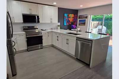 11464 NW 50th Ter, Doral, FL 33178 - Photo 3