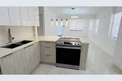 841 S 24th Ave, Hollywood, FL 33020 - Photo 7