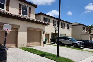 9224 SW 170th Pl, Miami, FL 33196 - Photo 7