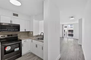 501 SW 1st St, Miami, FL 33130 - Photo 15