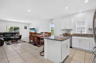 2098 SW Burlington St, Port Saint Lucie, FL 34984 - Photo 13