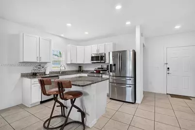 2098 SW Burlington St, Port Saint Lucie, FL 34984 - Photo 9
