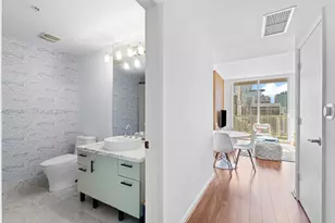 244 Biscayne Blvd, Miami, FL 33132 - Photo 9