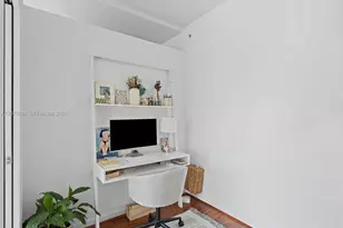 244 Biscayne Blvd, Miami, FL 33132 - Photo 7