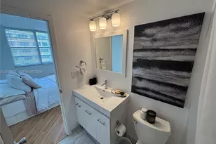 999 Brickell Bay Dr, Miami, FL 33131 - Photo 11