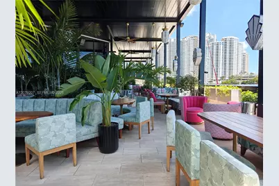 999 Brickell Bay Dr #1105, Miami, FL 33131 - Photo 37