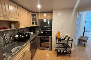 999 Brickell Bay Dr, Miami, FL 33131 - Photo 15