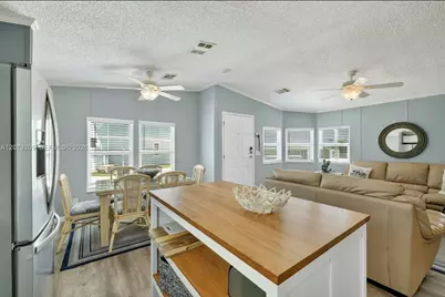 10701 S Ocean Dr, Jensen Beach, FL 34957 - Photo 9