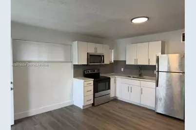 805 NE 134th St #B, North Miami, FL 33161 - Photo 17