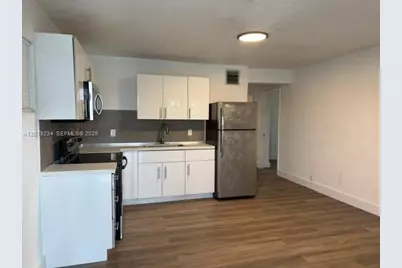 805 NE 134th St #B, North Miami, FL 33161 - Photo 21