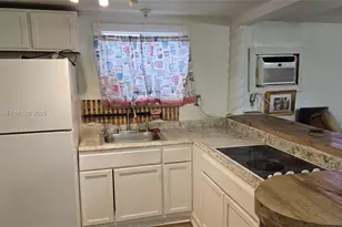 2506 Acapulco Dr, Miramar, FL 33023 - Photo 3