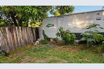 2506 Acapulco Dr, Miramar, FL 33023 - Photo 7