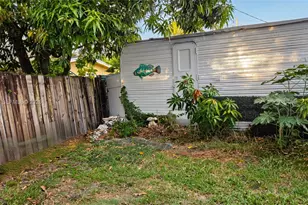 2506 Acapulco Dr, Miramar, FL 33023 - Photo 11