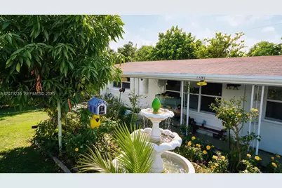 2506 Acapulco Dr, Miramar, FL 33023 - Photo 1