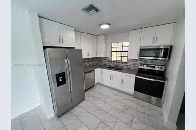 4421 NW 33rd St, Lauderdale Lakes, FL 33319 - Photo 3