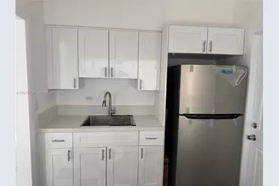 8017 Byron Ave #6, Miami Beach, FL 33141 - Photo 3