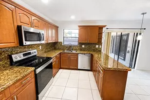 8215 SW 23rd Ct, North Lauderdale, FL 33068 - Photo 3