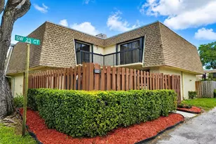 8215 SW 23rd Ct, North Lauderdale, FL 33068 - Photo 1