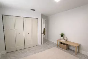 6782 SW 25th St, Miami, FL 33155 - Photo 7
