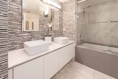 601 NE 36th St #1412, Miami, FL 33137 - Photo 13