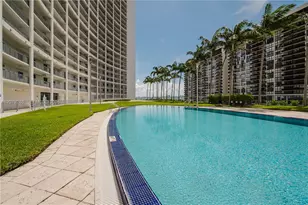 601 NE 36th St, Miami, FL 33137 - Photo 23