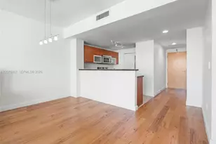 253 NE 2nd St, Miami, FL 33132 - Photo 3