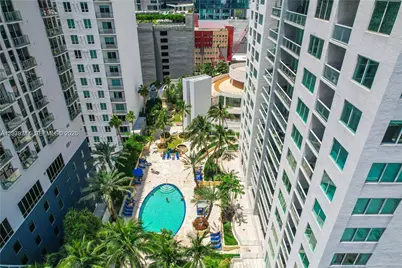 253 NE 2nd St #1007, Miami, FL 33132 - Photo 37