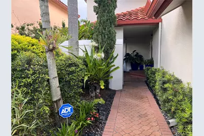 5348 NW 106th Ct, Doral, FL 33178 - Photo 7