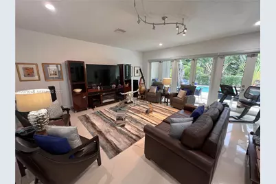 5348 NW 106th Ct, Doral, FL 33178 - Photo 15