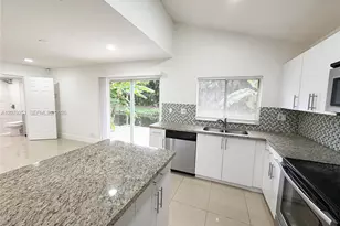 720 NW 132nd Terrace, Plantation, FL 33325 - Photo 7