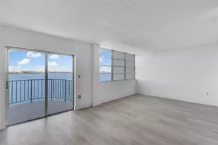 11930 N Bayshore Dr, North Miami, FL 33181 - Photo 7